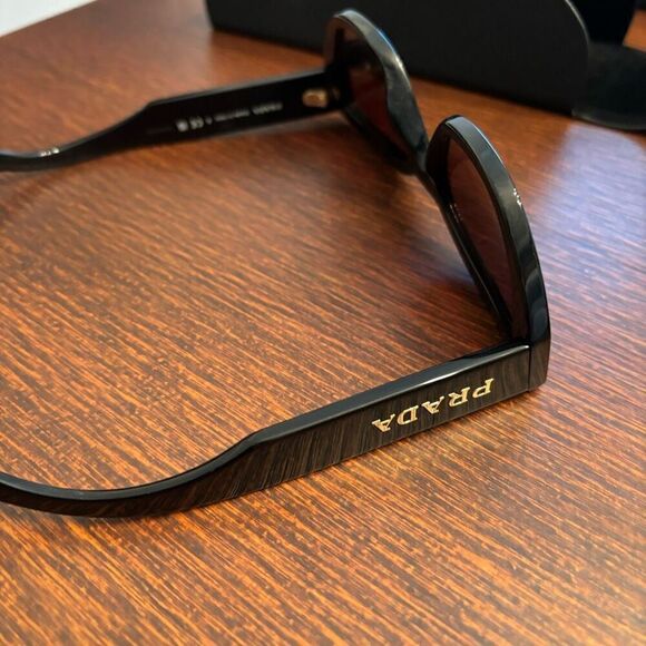 Prada Sunglasses Cat Eye main image 11